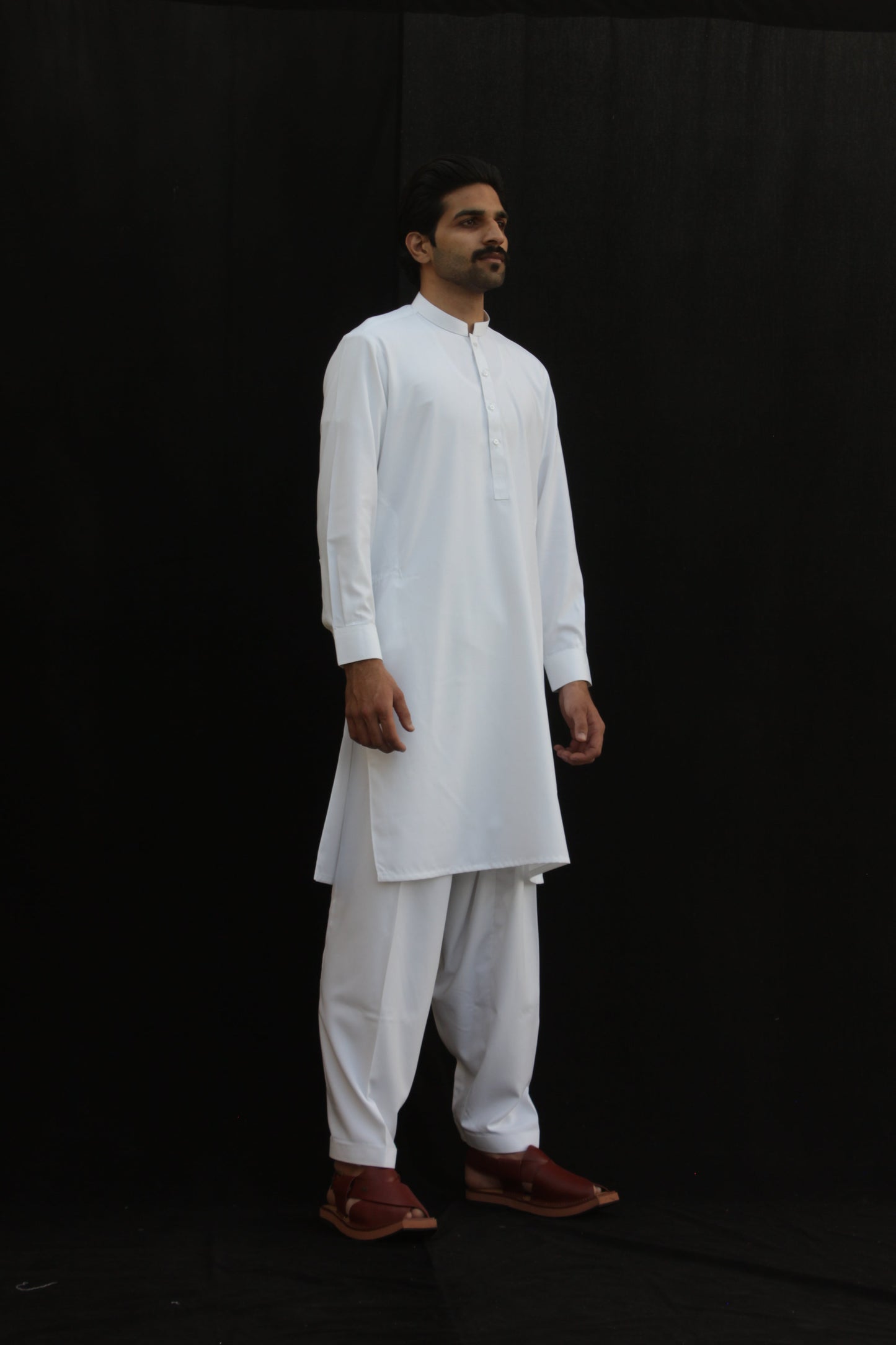 Premium Quality Classic White Kurta Shalwar by Rennuce
