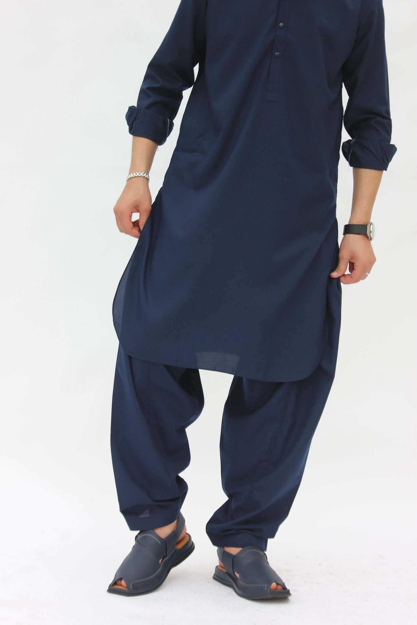 Premium Quality Navy Blue Kameez shalwar by Rennuce