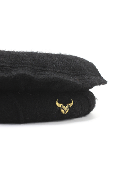 Luxury Hand Made Pure Woolen Black Authentic Chitrali Pakol Cap by Rennuce