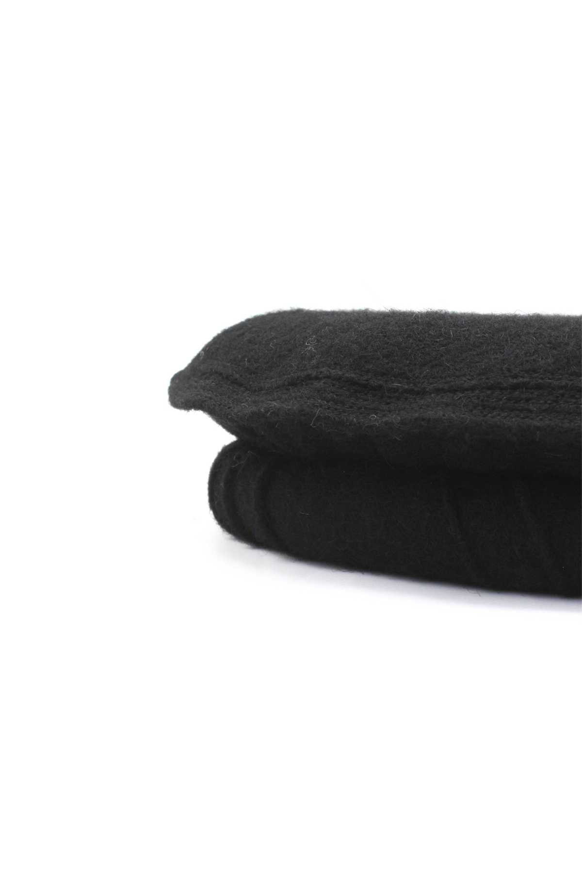 Luxury Hand Made Pure Woolen Black Authentic Chitrali Pakol Cap by Rennuce