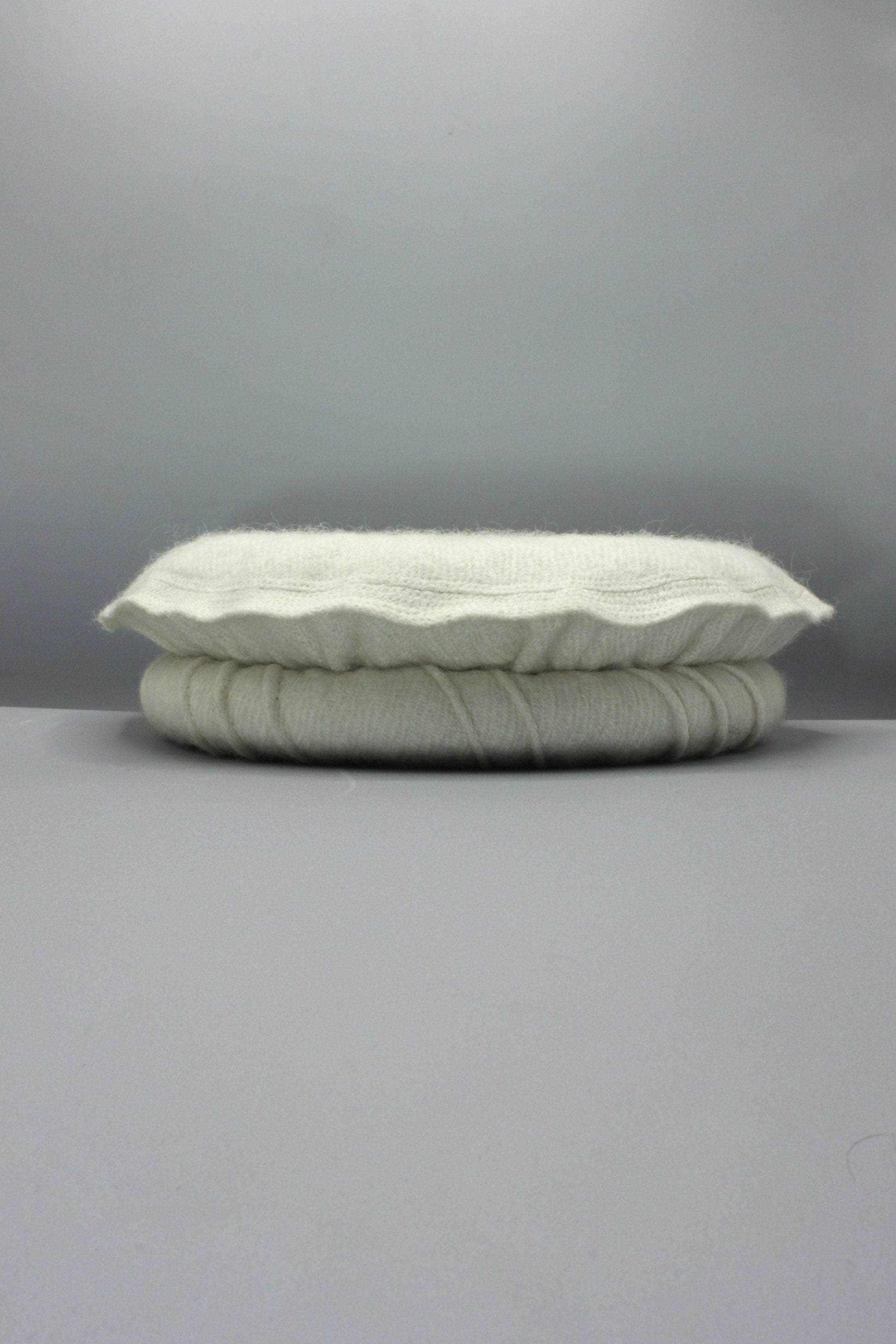 Luxury Hand Made Pure Woolen Off White Authentic Chitrali Pakol Cap by Rennuce