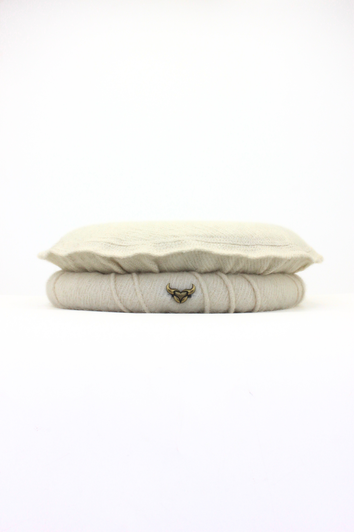 Luxury Hand Made Pure Woolen Off White Authentic Chitrali Pakol Cap by Rennuce