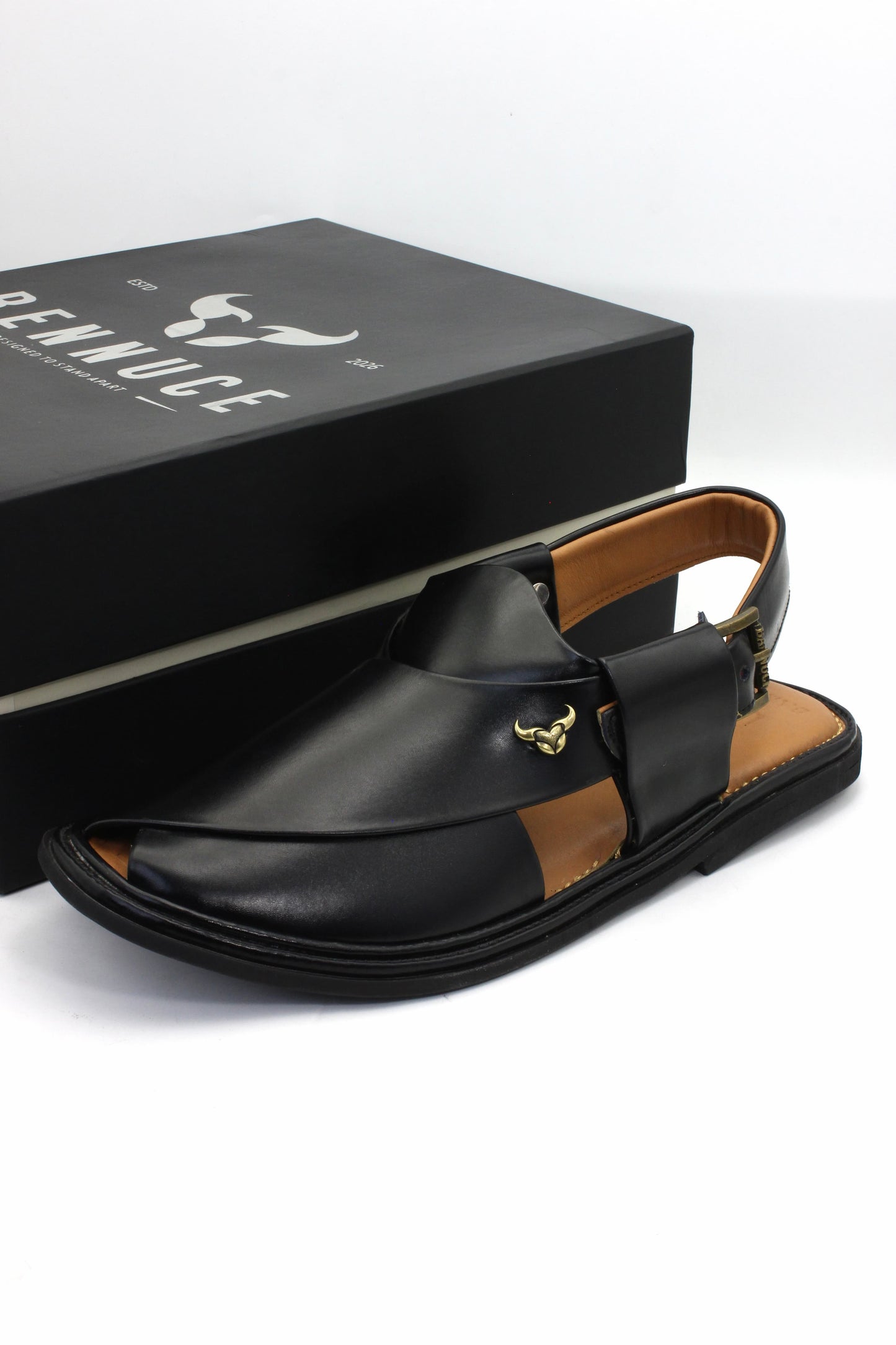 Luxury Round Black Authentic Peshawari Chappal by Rennuce