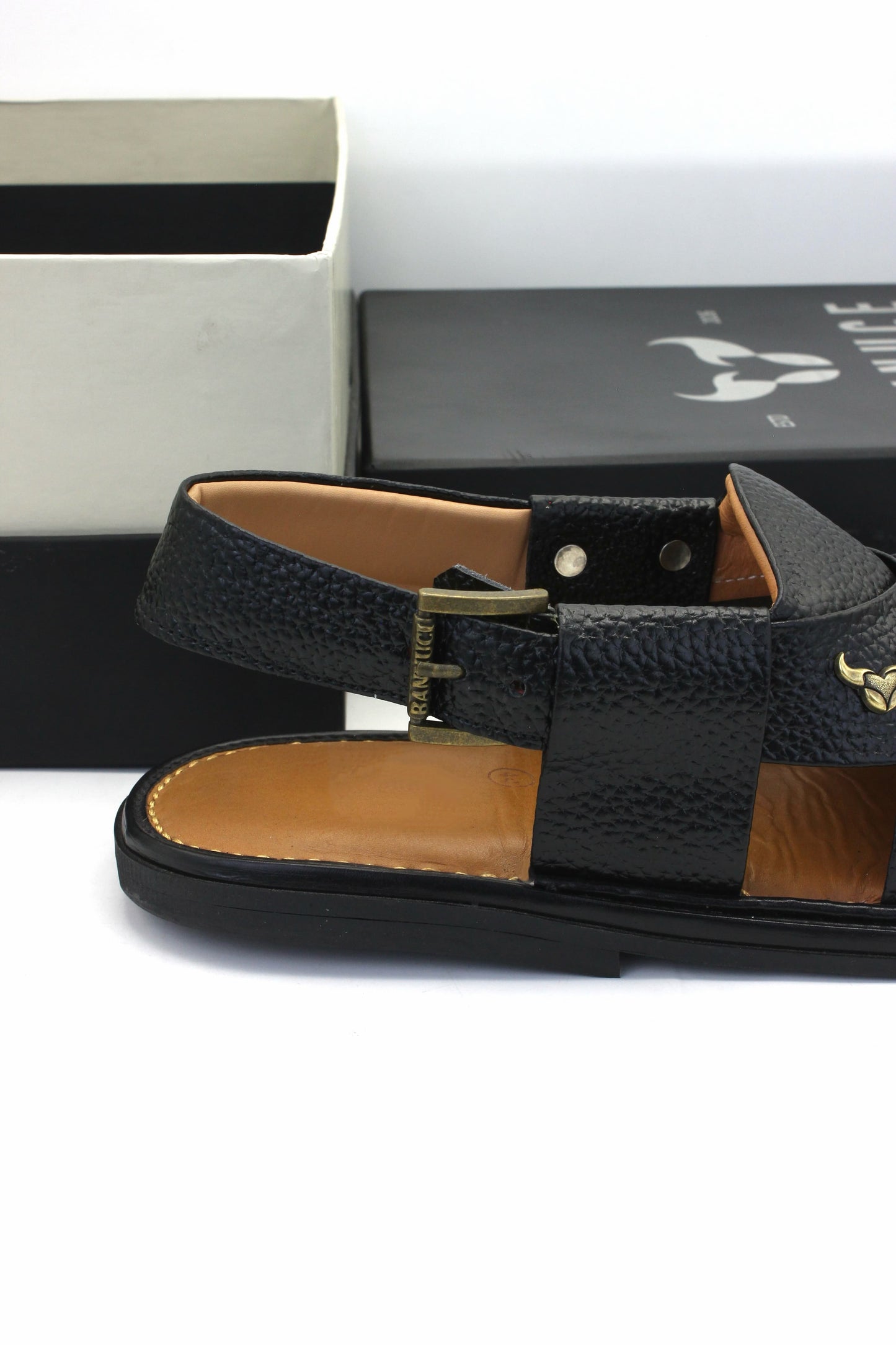 Luxury Traditional Black Granular Authentic Peshawari Chappal by Rennuce