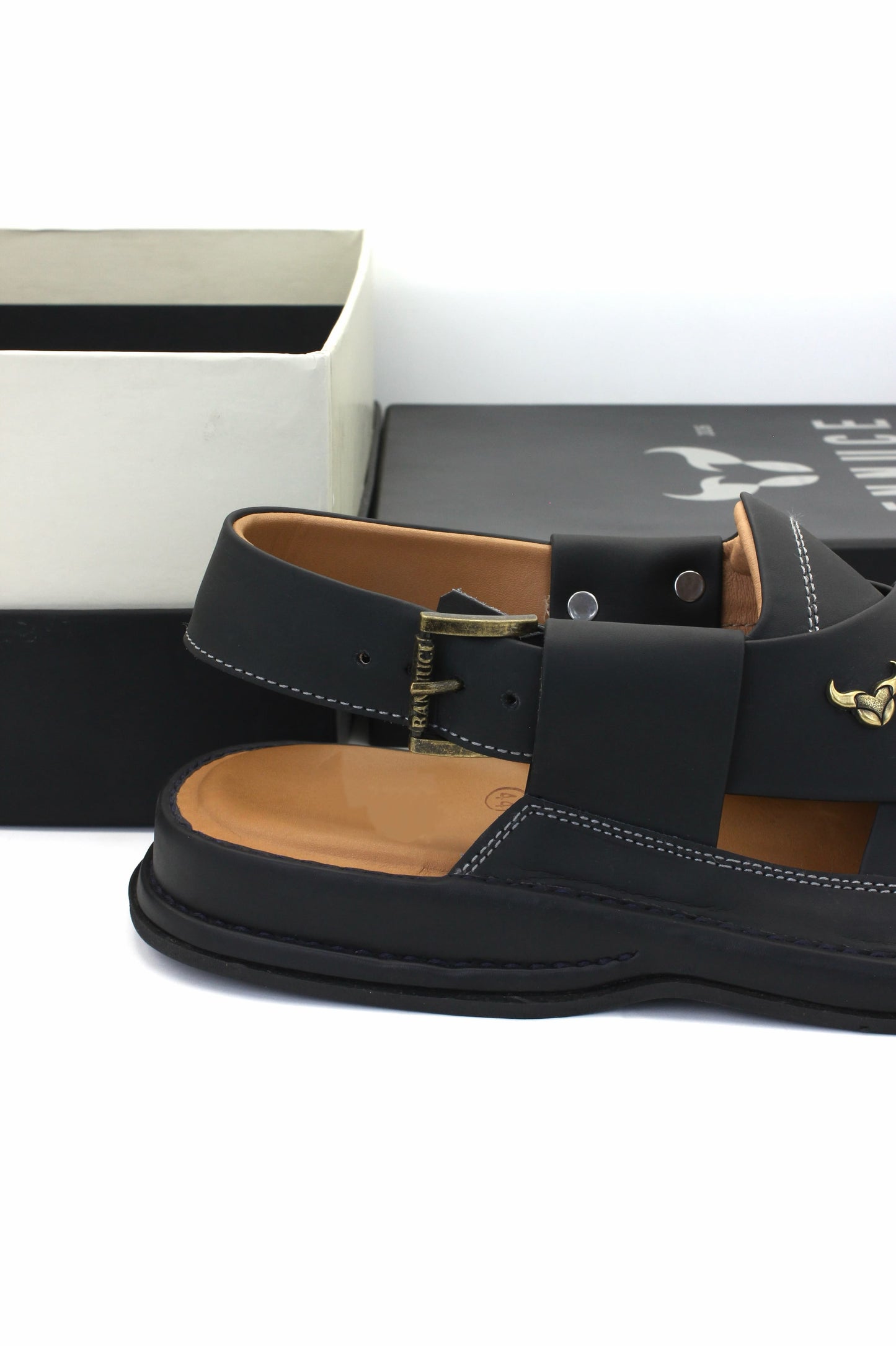 Luxury Zalmi Black Authentic Peshawari Chappal by Rennuce