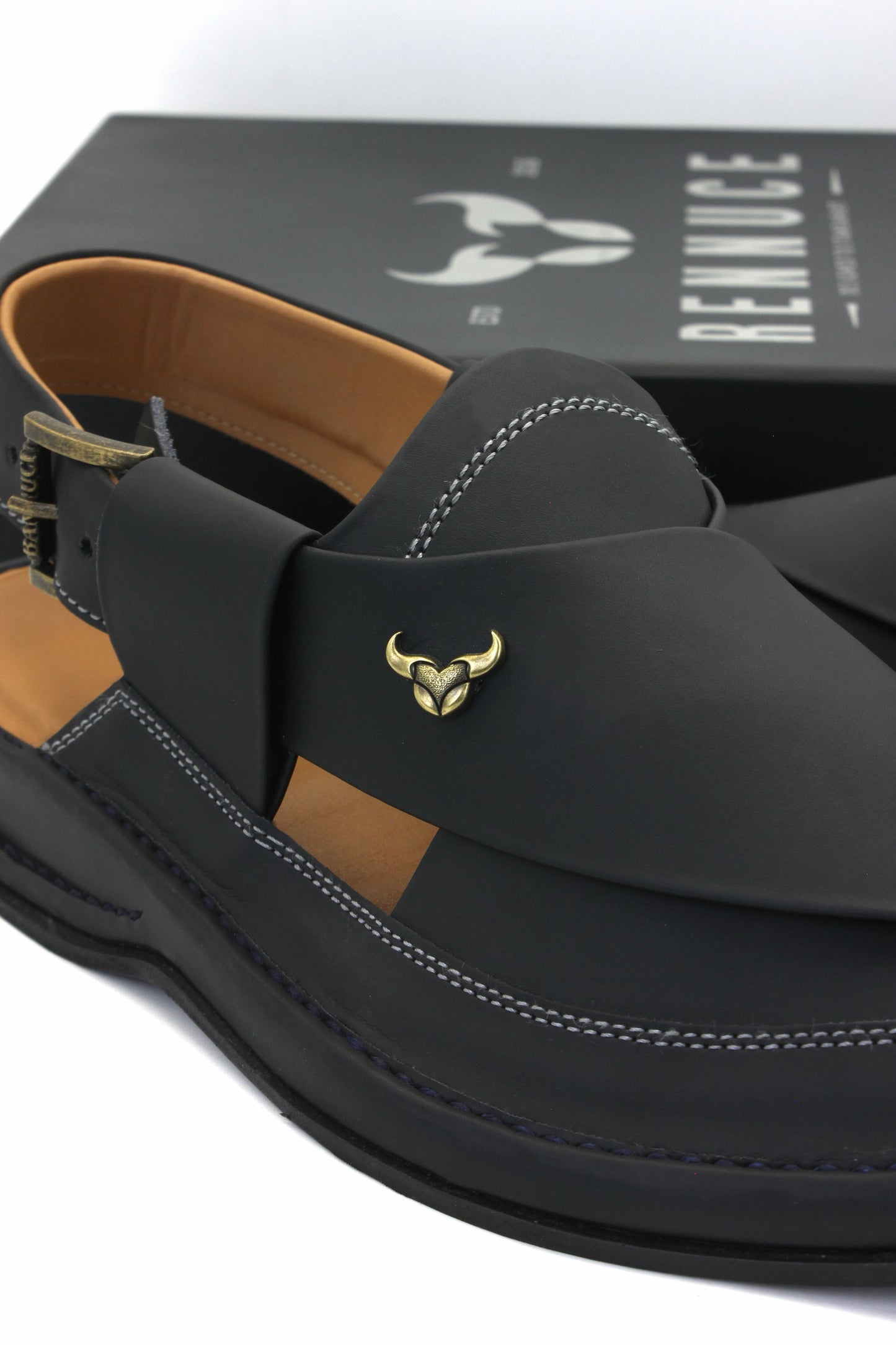Luxury Zalmi Black Authentic Peshawari Chappal by Rennuce