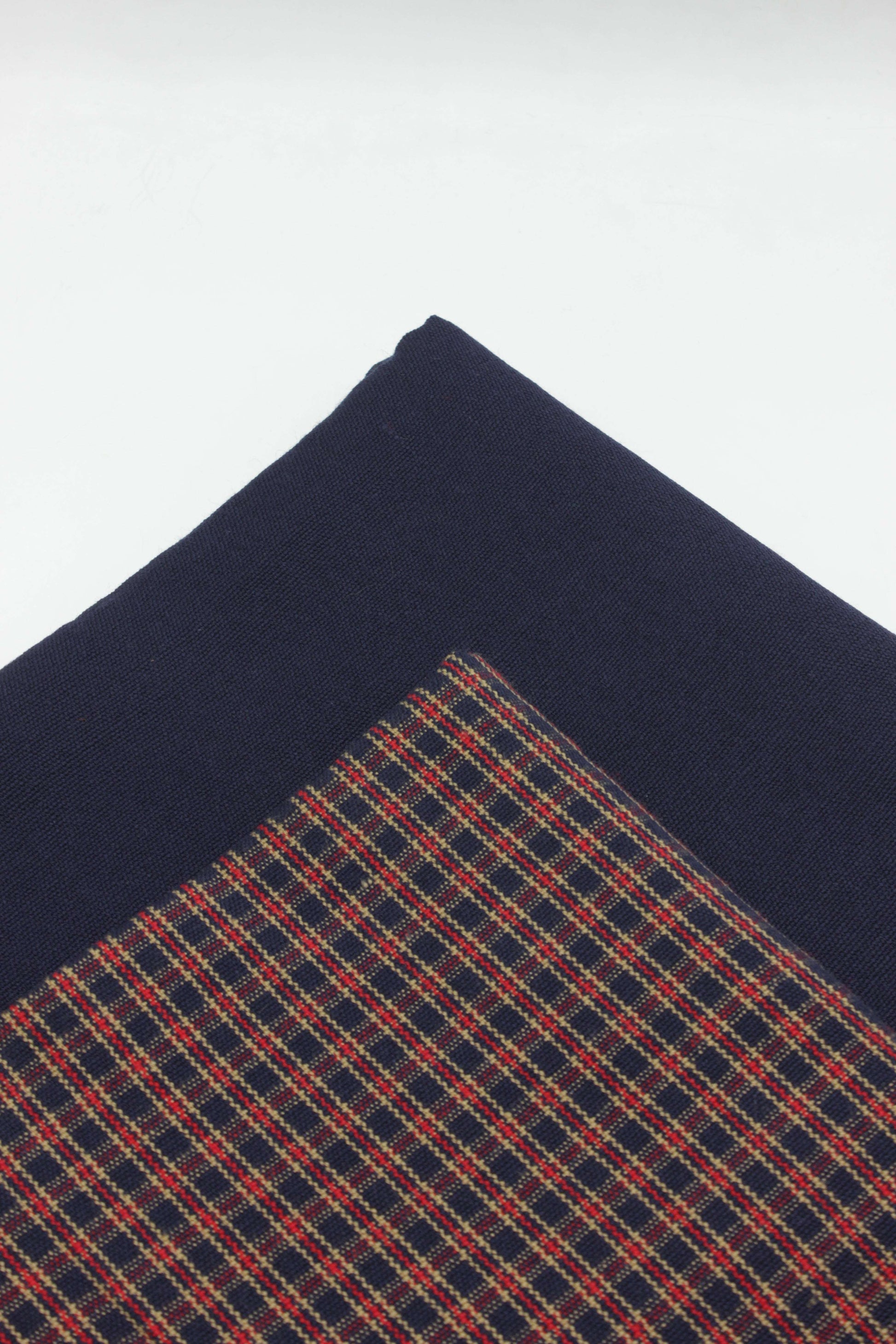 PREMIUM QUALITY NAVY BLUE WITH MULTI COLOR UNSTITCHED PURE WOOLEN SUIT FOR WOMEN