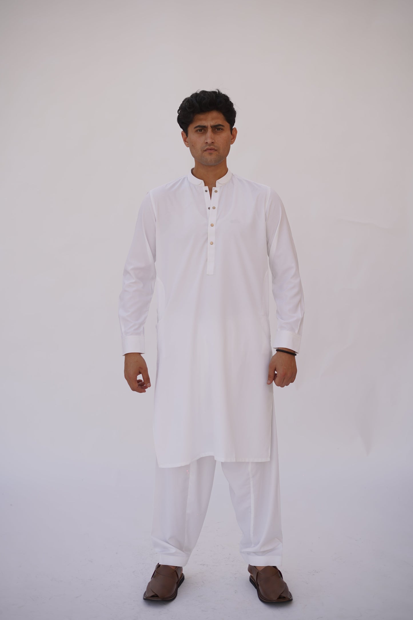 Premium Quality Classic Off White Kameez Shalwar by Rennuce
