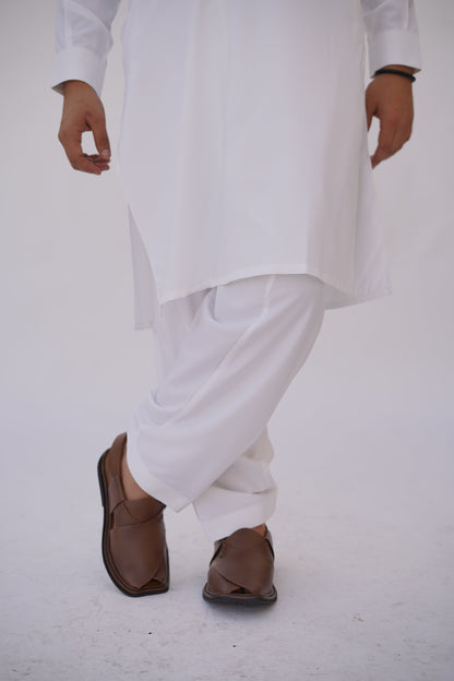 Premium Quality Classic Off White Kameez Shalwar by Rennuce