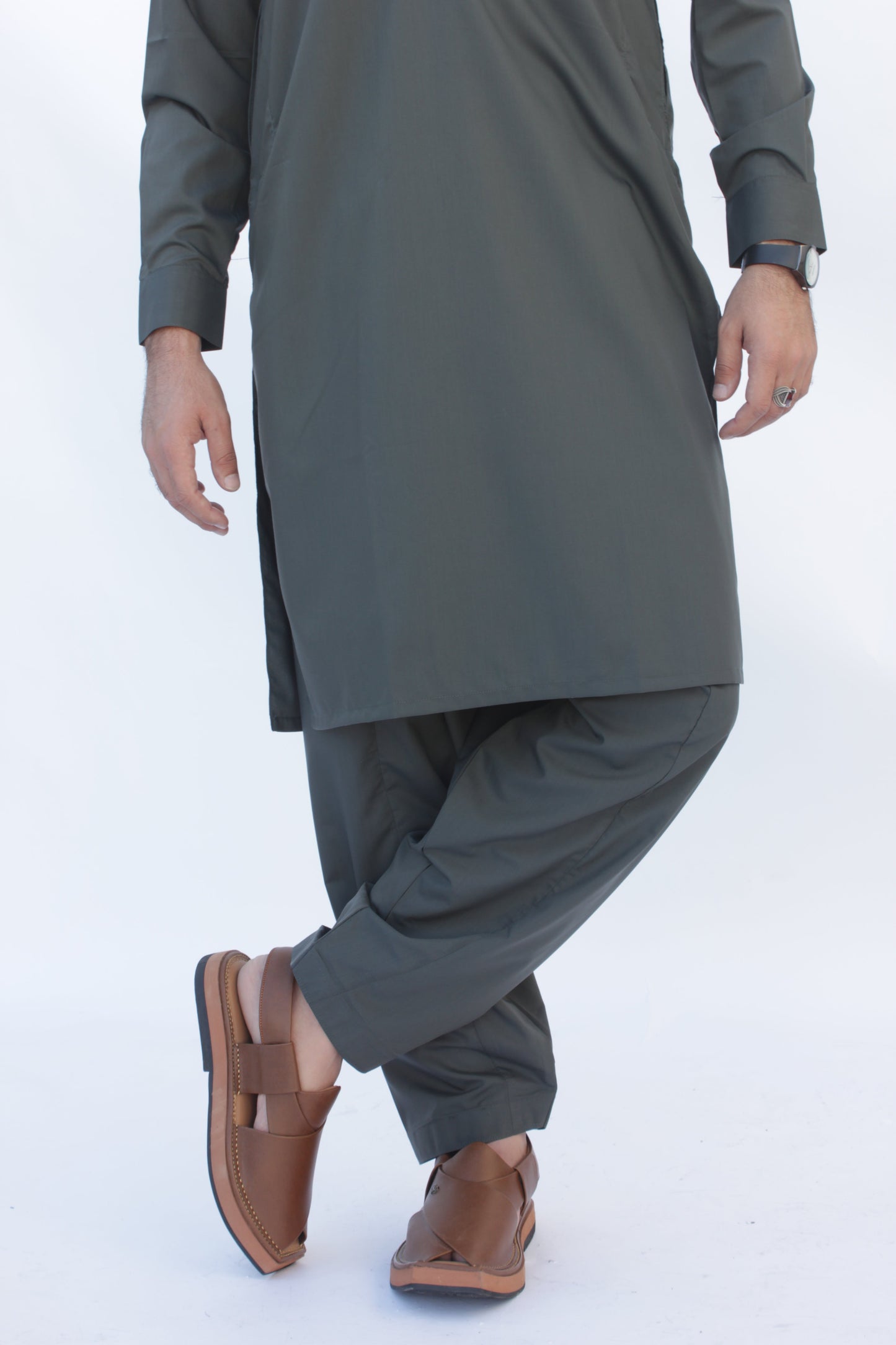 Premium Quality Eclipse Green Kurta Shalwar by Rennuce