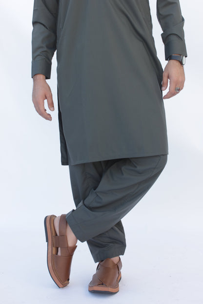 Premium Quality Eclipse Green Kurta Shalwar by Rennuce