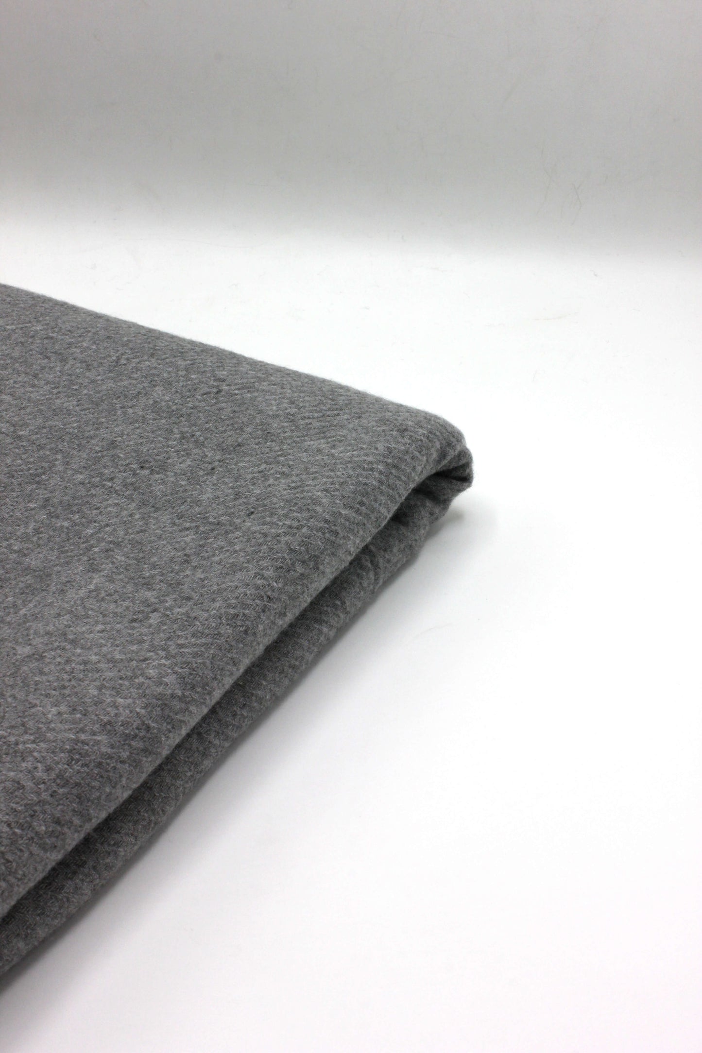 Premium Quality Extremely Soft Grey Color Pashmina Cashmere Shawl by Rennuce