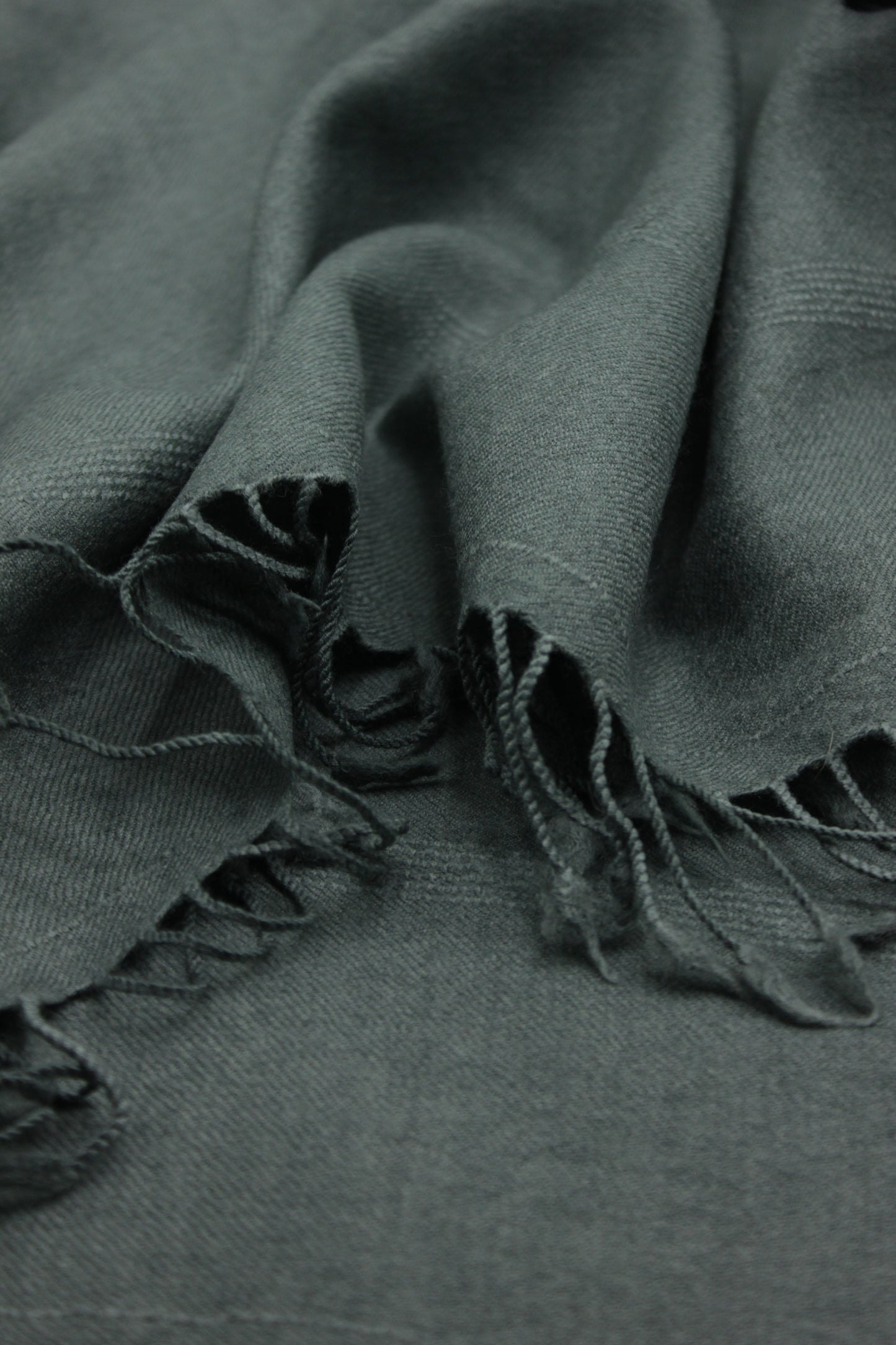 Premium Quality  Single Fiber Gray Plain Pure Woolen Shawl