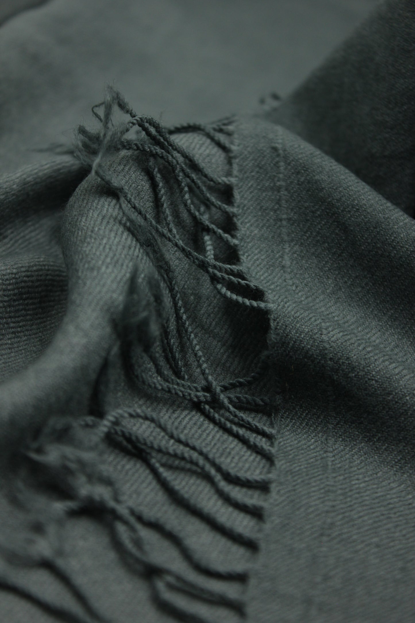 Premium Quality  Single Fiber Gray Plain Pure Woolen Shawl