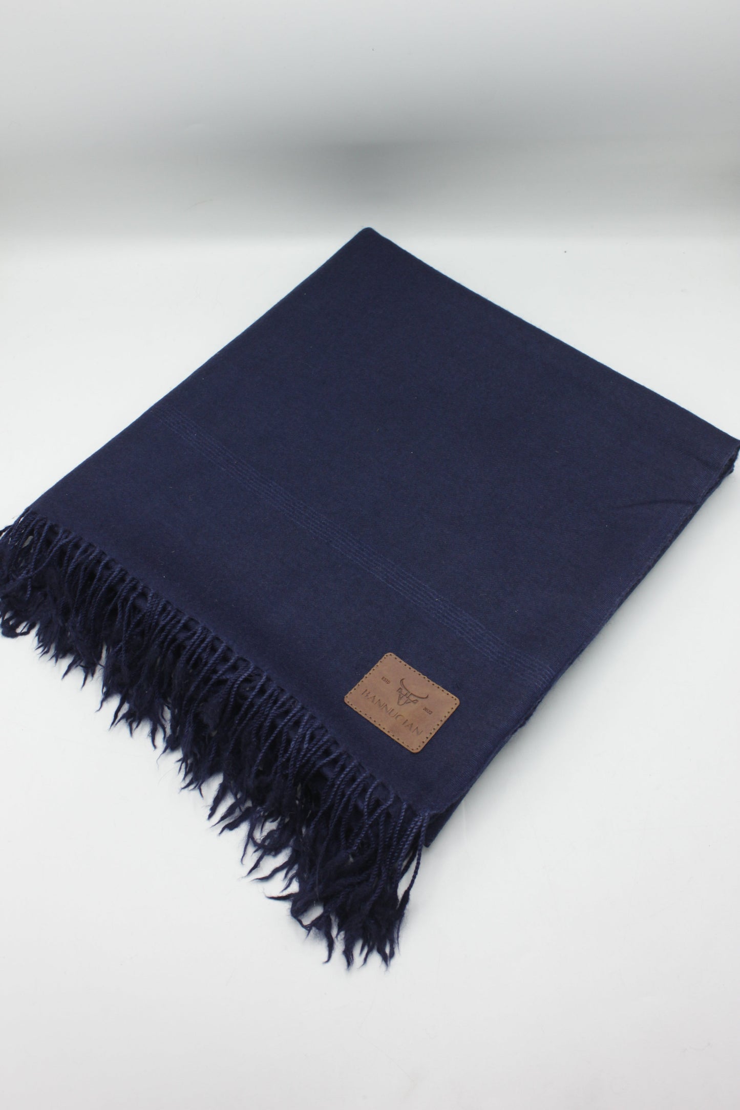 High Quality Single Fiber Pure Wool Navy Blue Plain Shawl