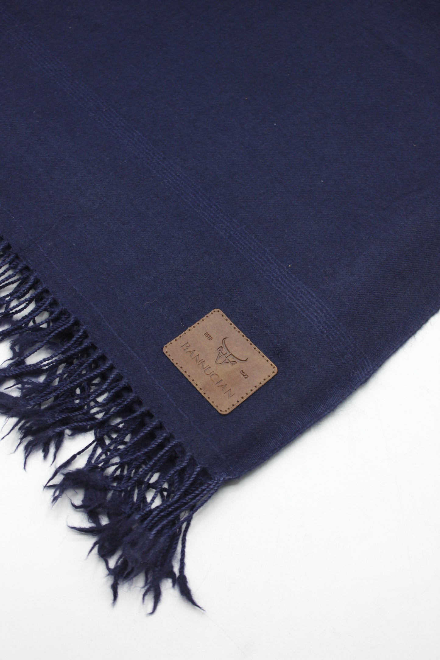 High Quality Single Fiber Pure Wool Navy Blue Plain Shawl