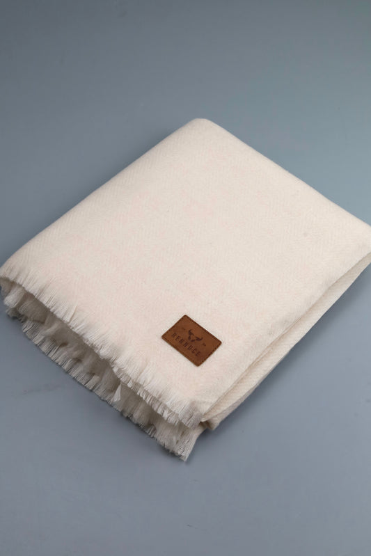 Premium Quality Extremely Soft Off White Pure Woolen Shawl by Rennuce
