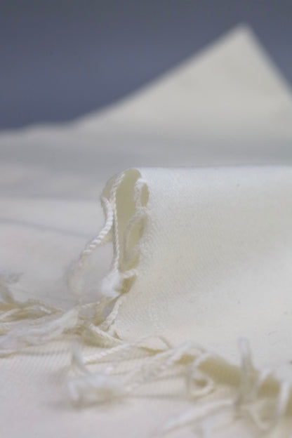 Premium Quality Plain Double Fiber Off-White Pure Woolen Shawl by Rennuce