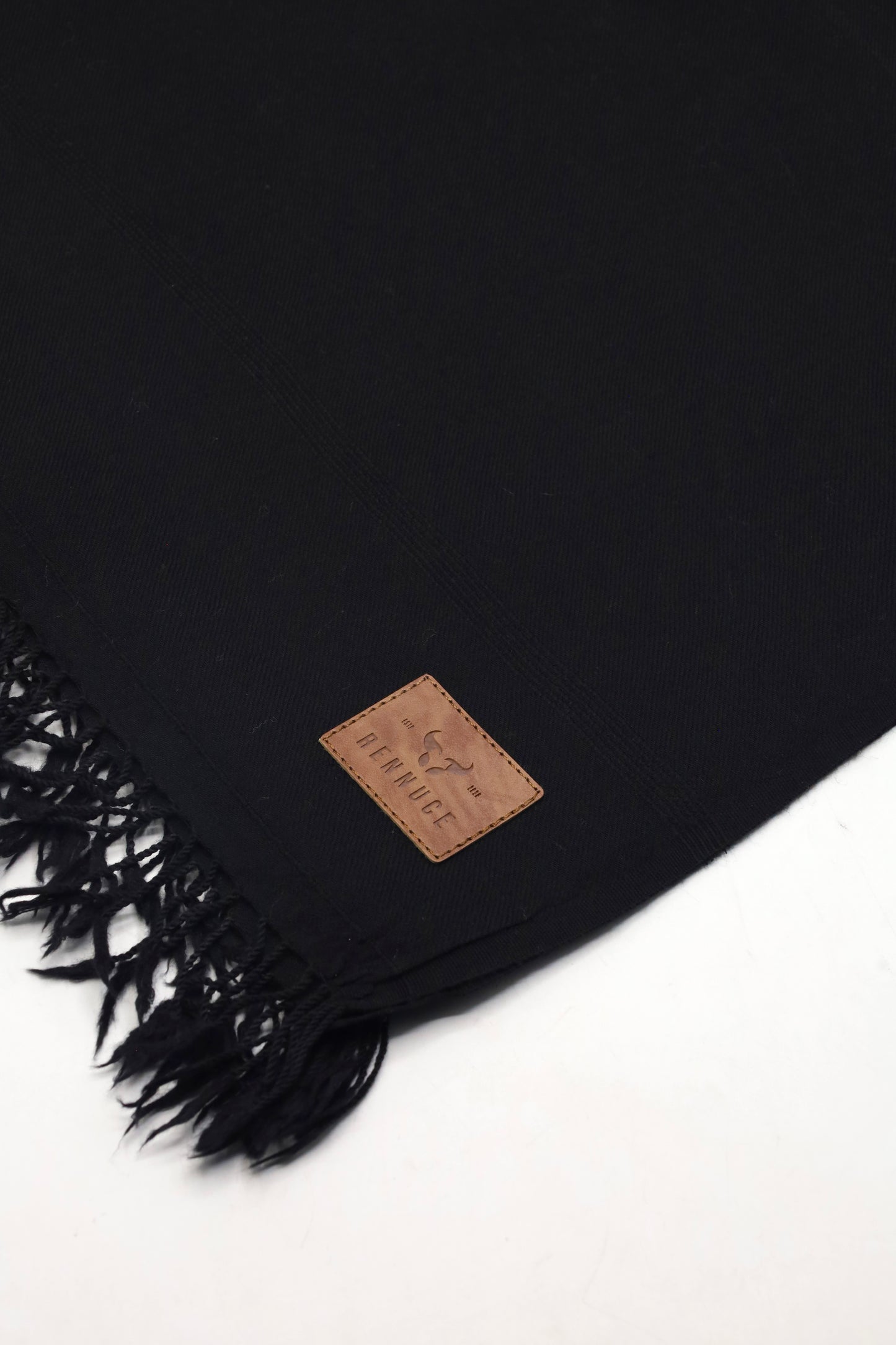 Premium Quality Plain Single Fiber Black Pure Woolen by Rennuce