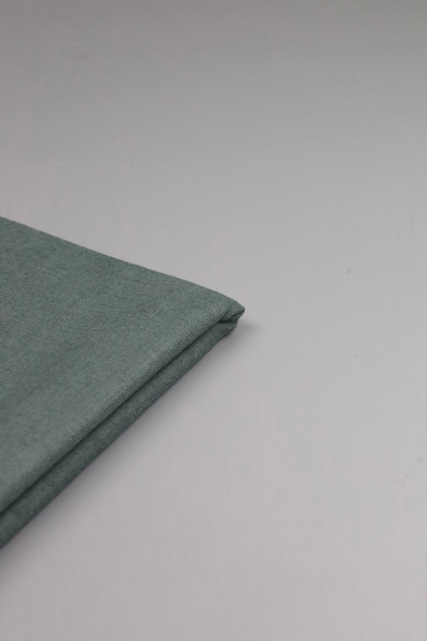 Premium Quality Plain Single Fiber Grey Pure Woolen Shawl by Rennuce