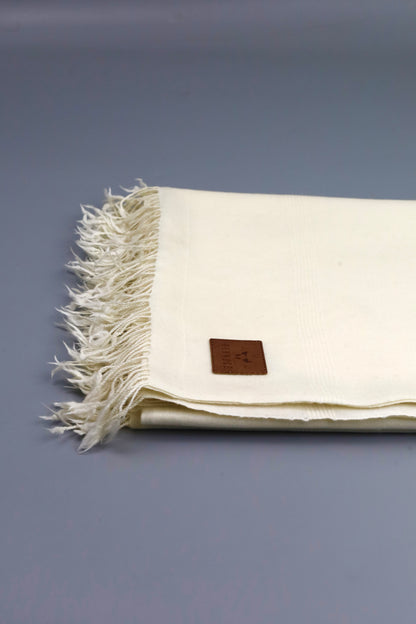 Supreme Quality Plain Off White Pure Woolen Shawl by Rennuce