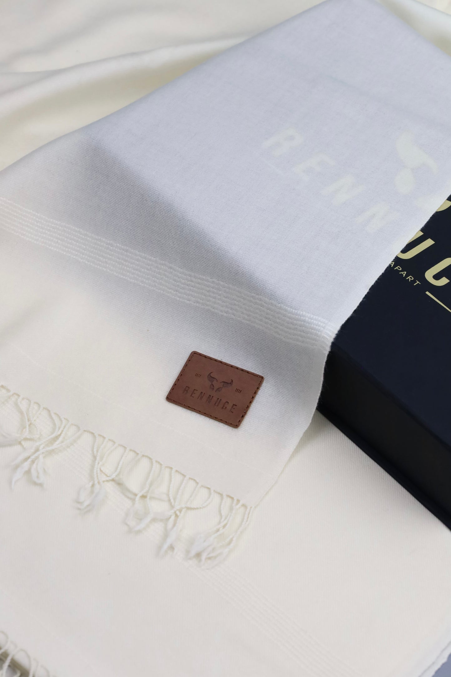 Supreme Quality Plain Off White Pure Woolen Shawl by Rennuce